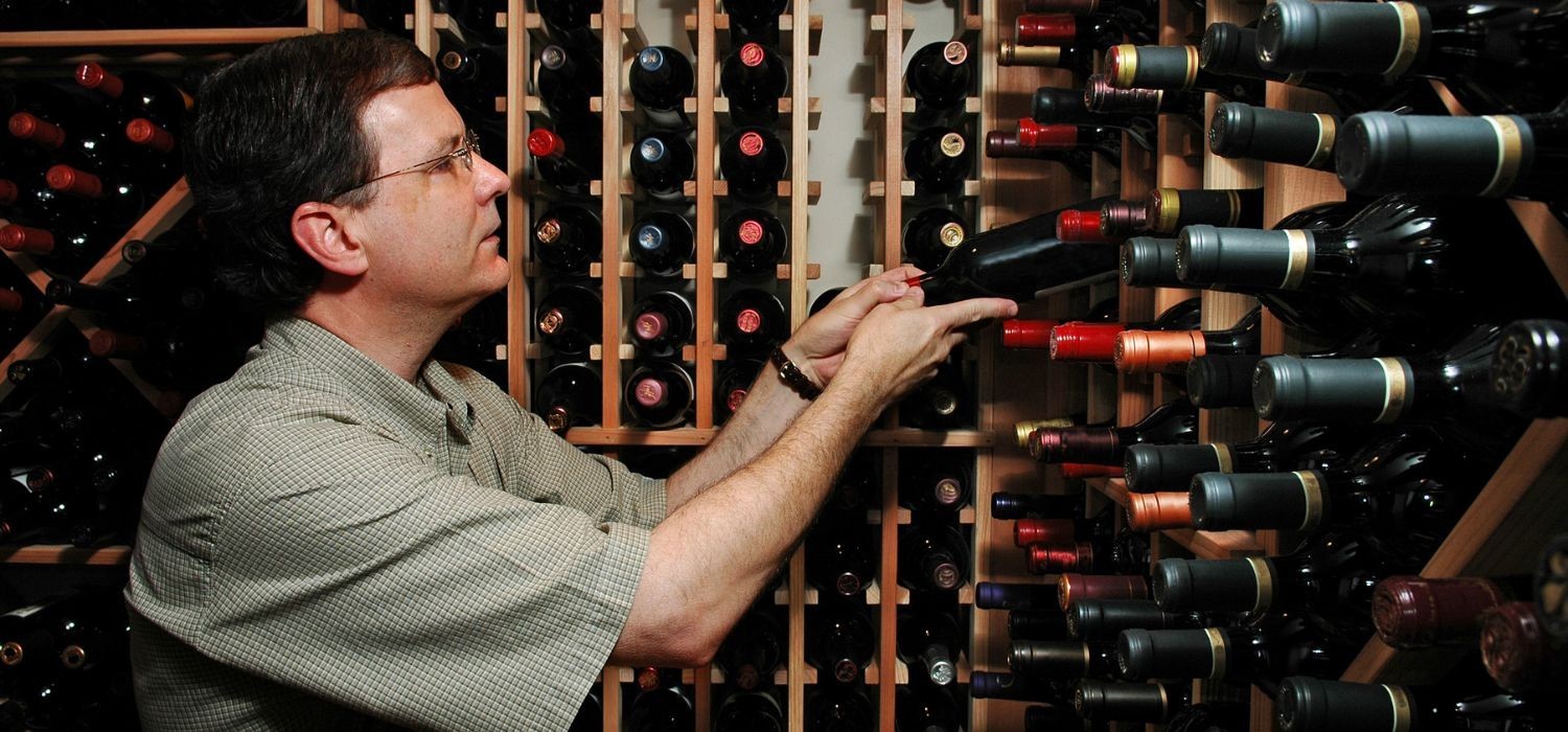 Comment réussir l'installation de sa cave à vin encastrable ?